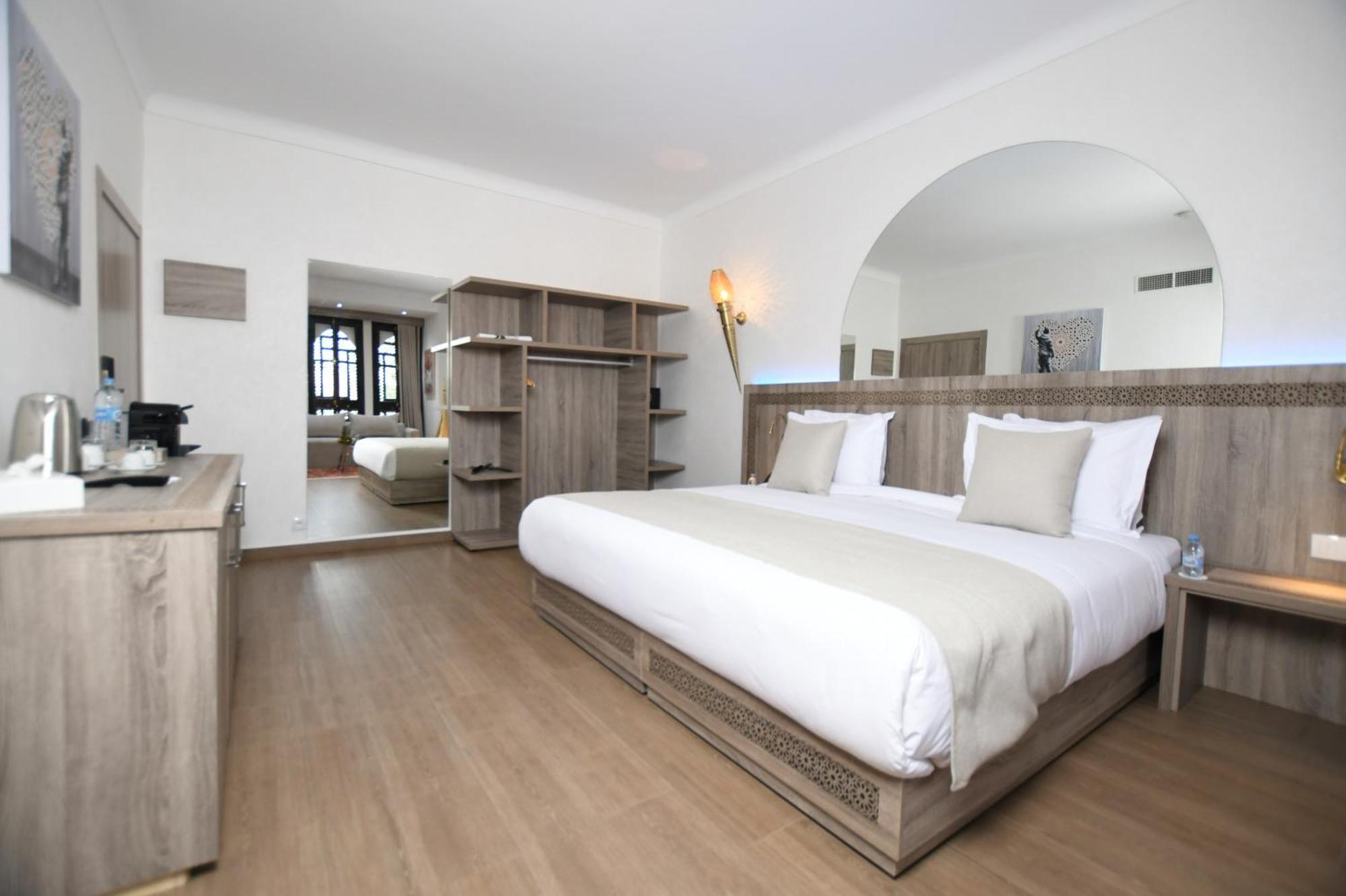 555 Hotel Clubbing Adults Only Marrakesh Esterno foto